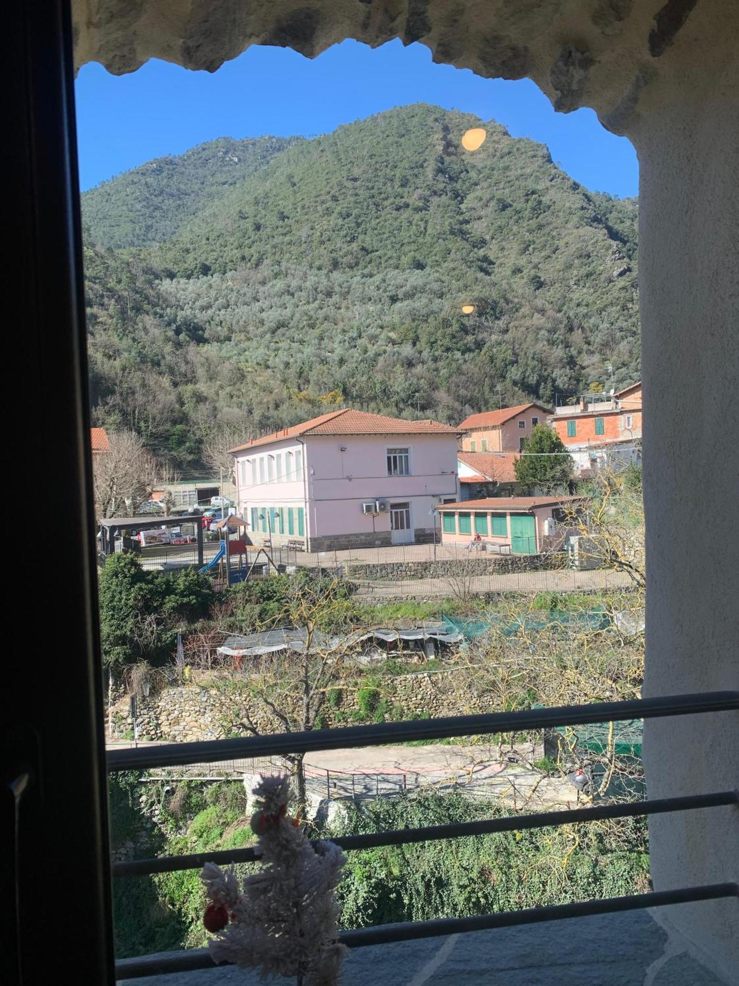 Apartamento Casa Bertagna Rocchetta Nervina Exterior foto
